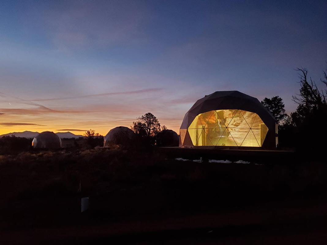 Clear Sky Resorts - Grand Canyon - Unique Sky Domes Valle Exteriör bild